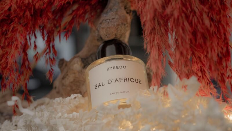 Perfume Unissex Carnaval: Compartilhe a Festa e Arrasta a Galera!