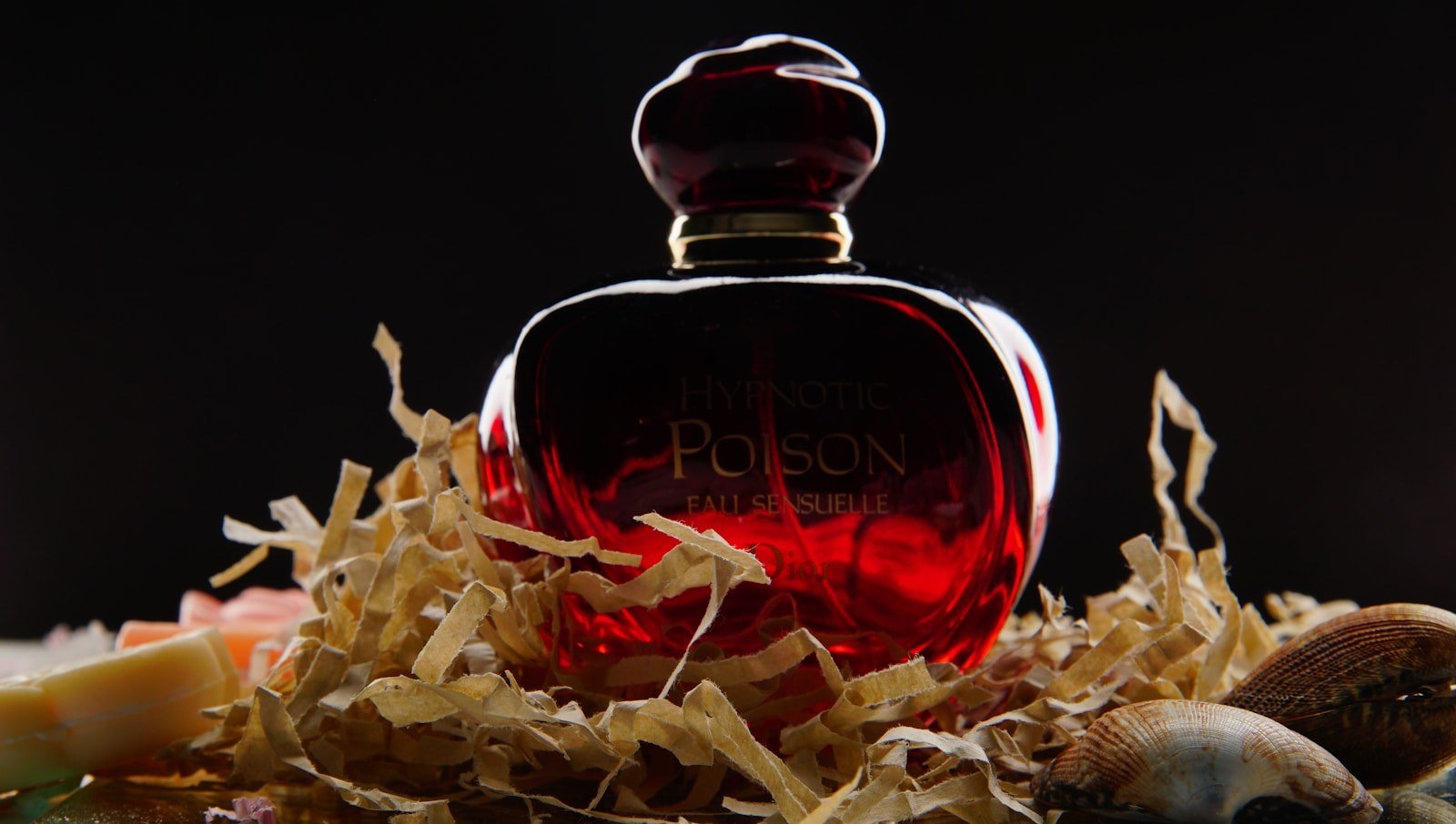 Perfumaria — Contratipo Baccarat Rouge 540: Qual é o melhor e mais parecido?