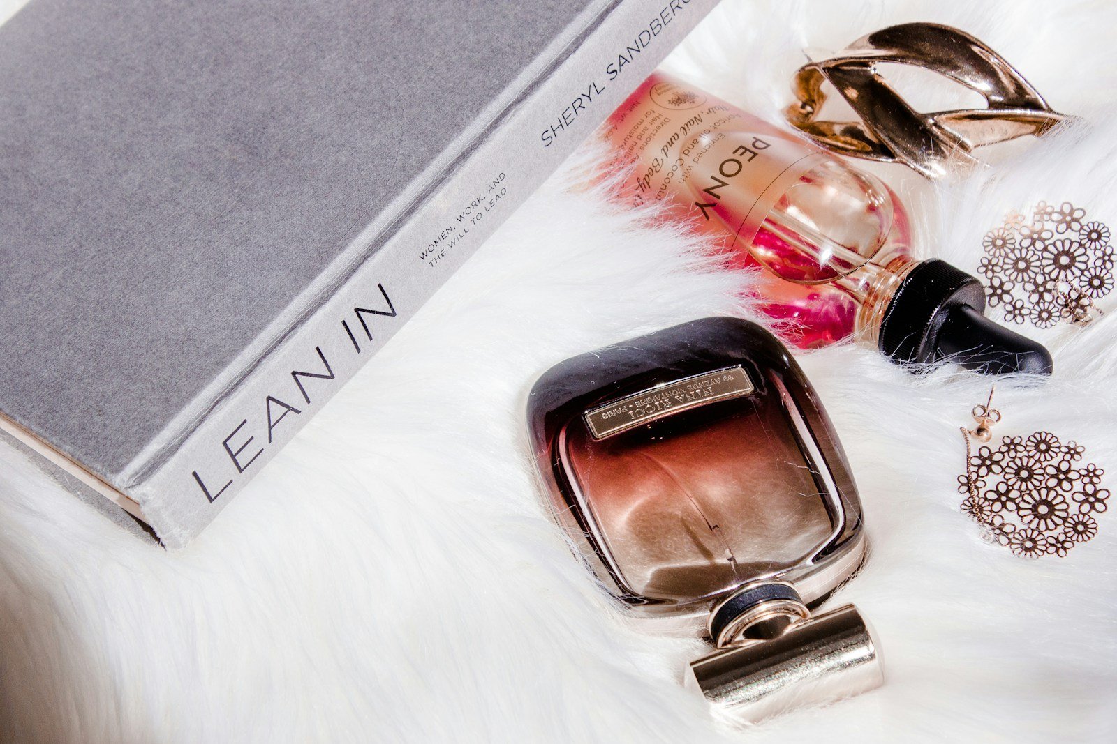 Perfumaria — Perfumes Árabes Pesados Inverno Incenso Especiaria Oud: Top 7 Imbatíveis