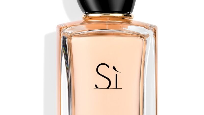Sì Giorgio Armani