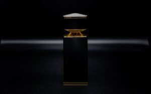 Por que perfume de 1966 continua à venda e lançamento de 2023 some